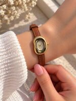ساعت مچی زنانه دفرمه بند چرمی کد W540 - تصویر 3